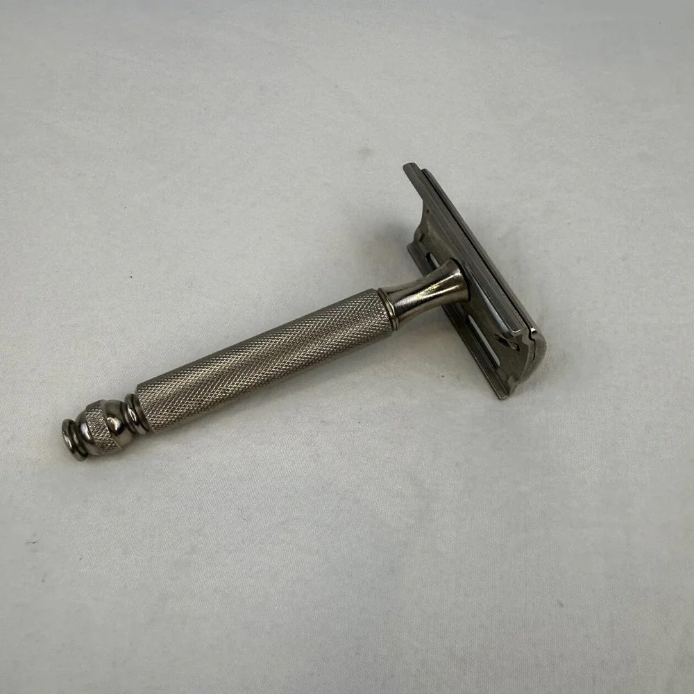 Vintage Gillette Tech Safety Razor Silver Tone Knurled Handle Made in USA C1